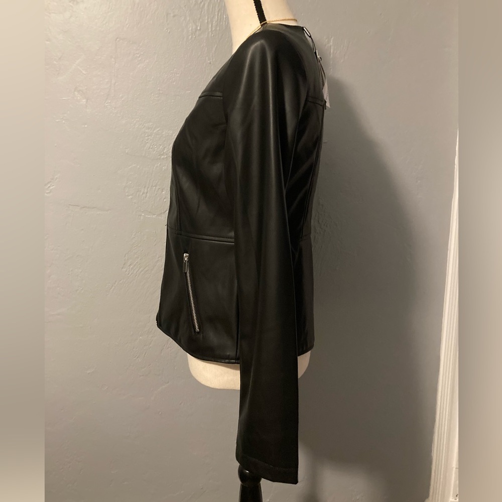 NWT Black Tahari Faux Leather women’s Jacket. - Picture 2 of 5